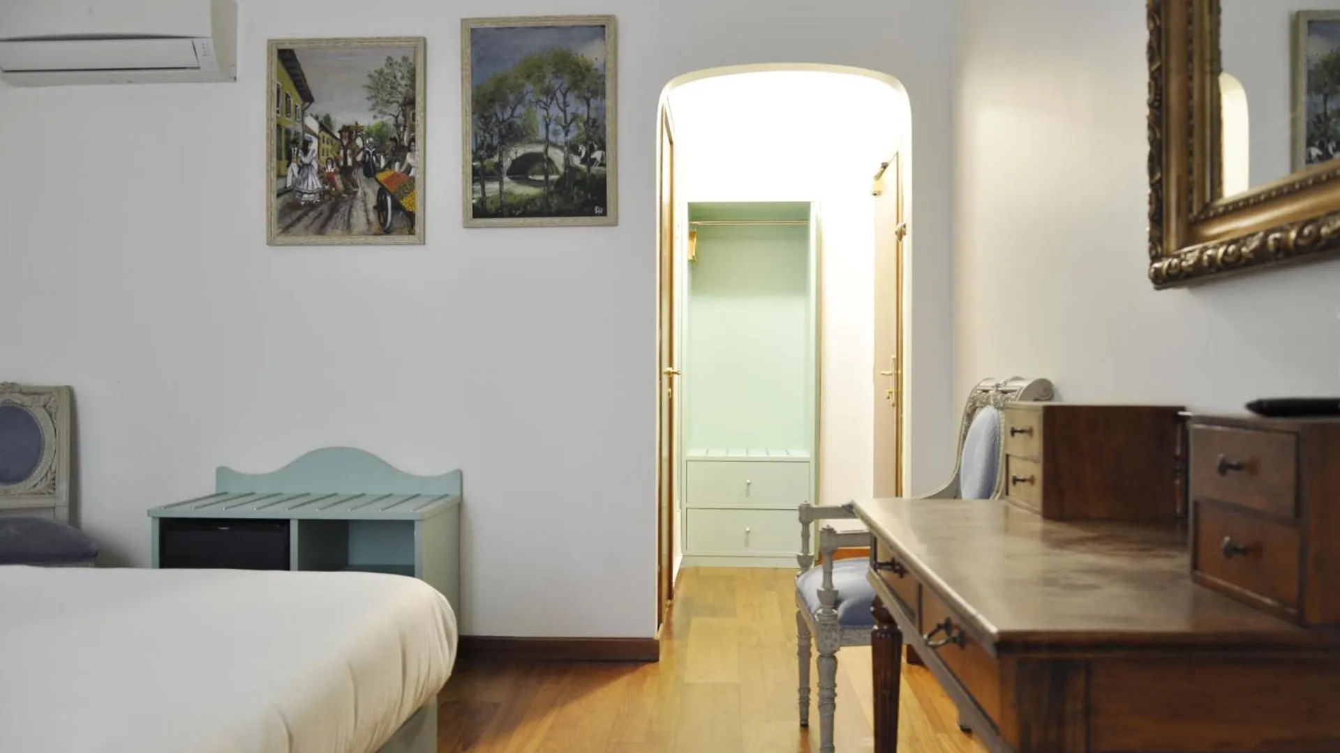 ***  Hotel San Guido Милан Италия