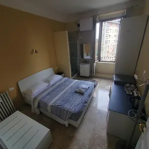 Hotel Emmy Ξενοδοχείο