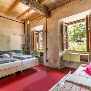 Un Posto A - All'interno Di Cascina Del 700 Albergue